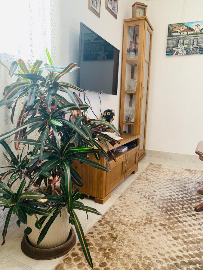 Gara 5 Apartment Котор Екстериор снимка