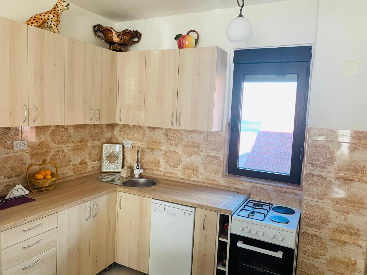 Gara 5 Apartment Котор Екстериор снимка