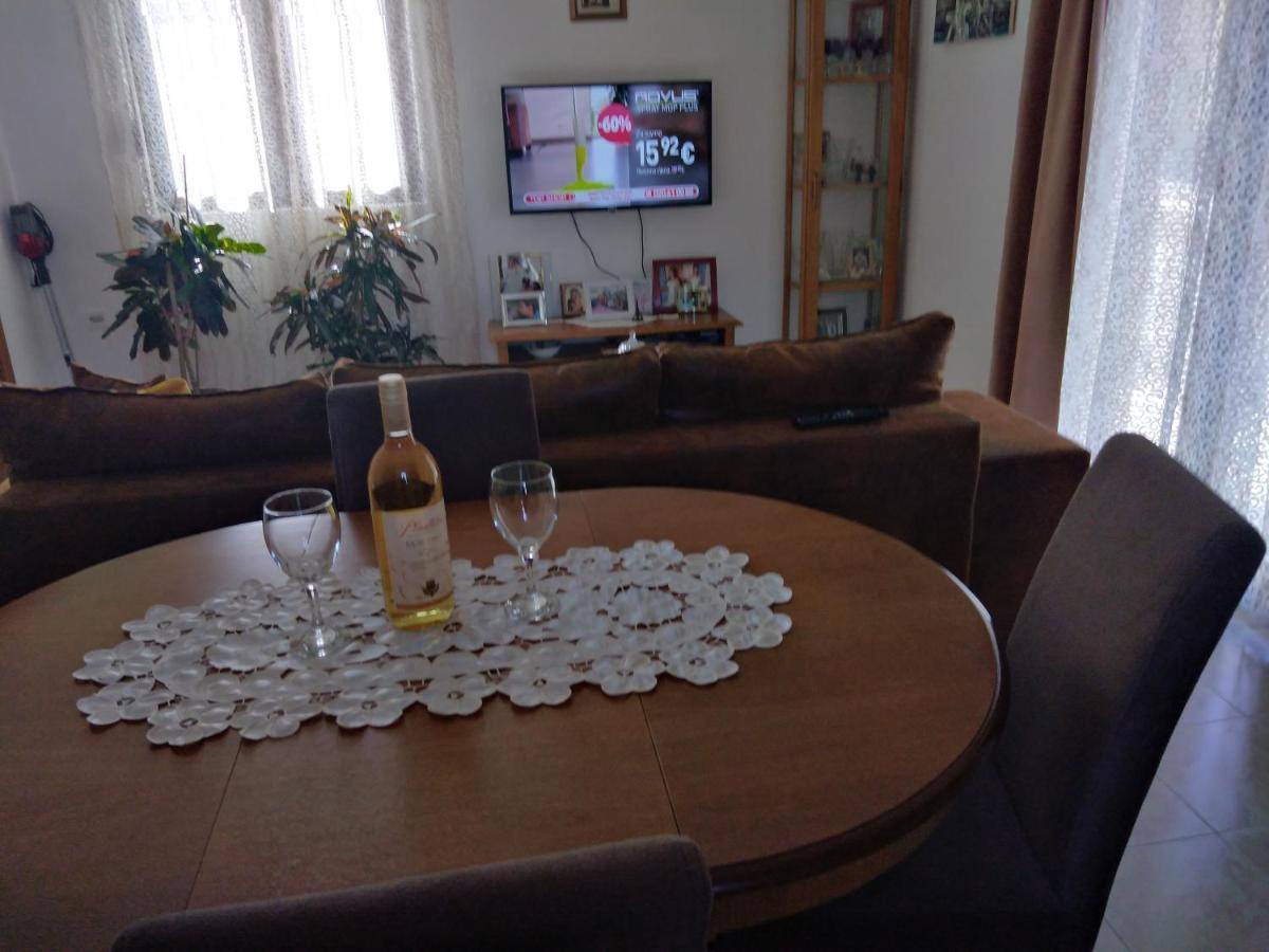 Gara 5 Apartment Котор Екстериор снимка