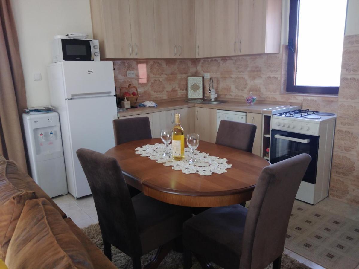 Gara 5 Apartment Котор Екстериор снимка
